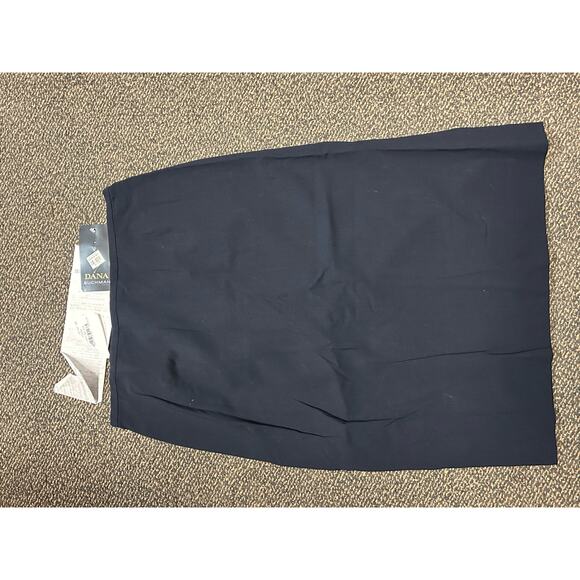 Carmen Marc Valvo Women's Black Beaded Blazer and Skirt Set, Size 6 - Picture 8 of 10